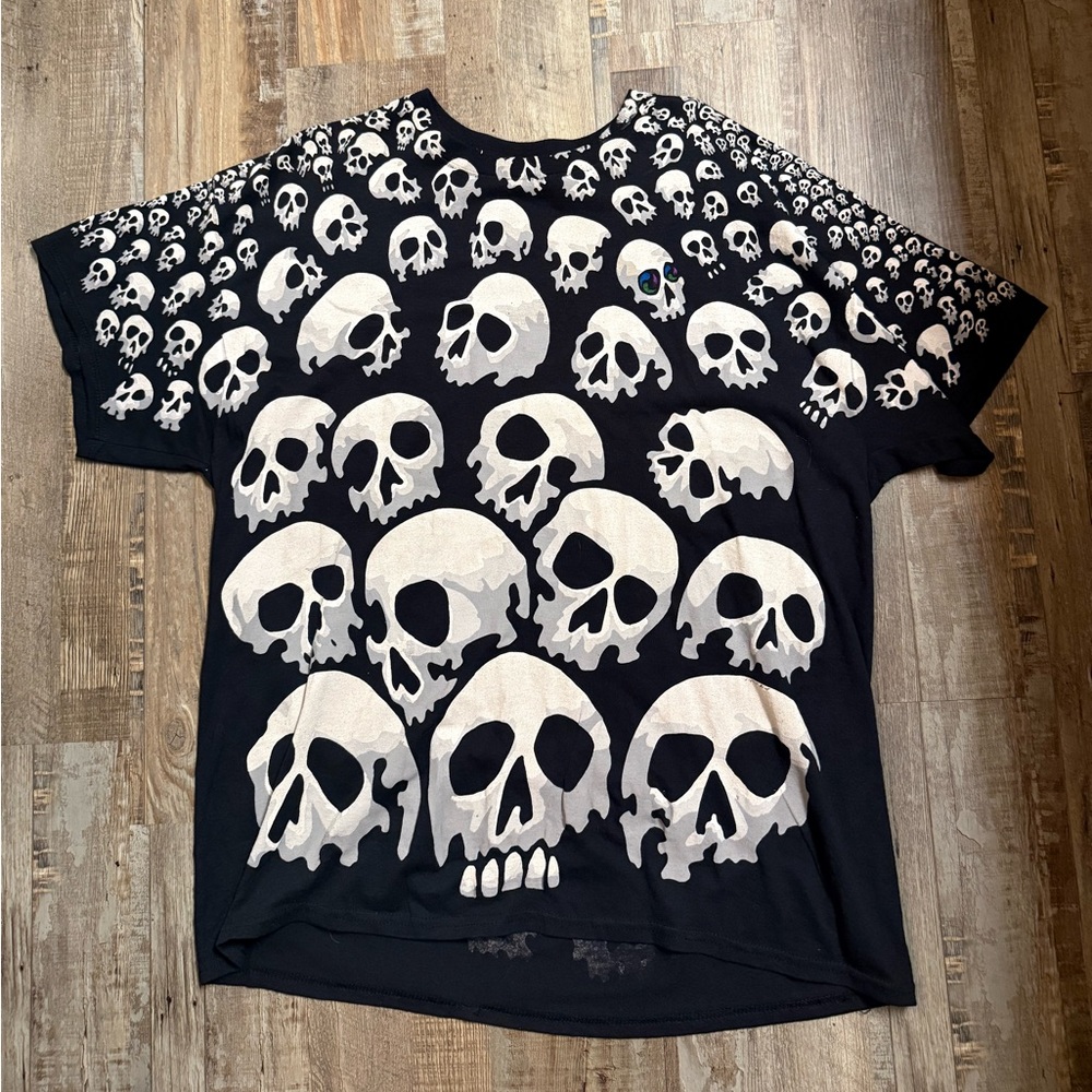 SOLD - LIQUID BLUE affliction skull print graphic t-shirt baggy grunge y2k style